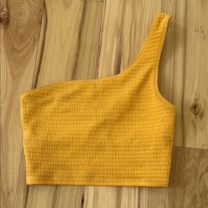 Carbon 38 One-Shoulder Yellow Summer Top